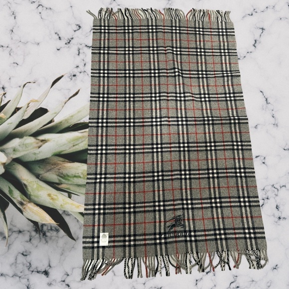 Burberry Accessories - 100% Authentic Burberry Classic 100% Cashmere Scarf